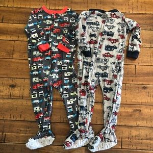 ❌SOLD❌2T Pajamas
